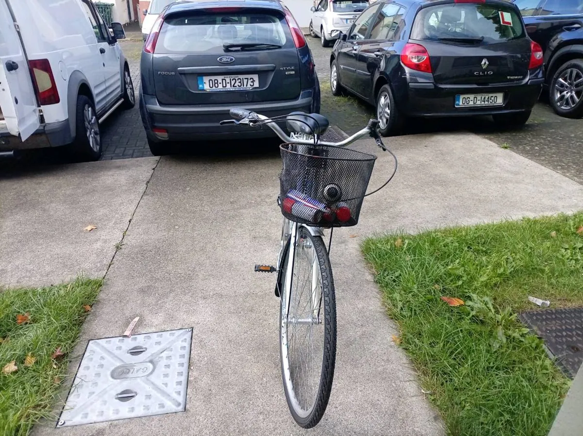 Ladies city bike - Image 3