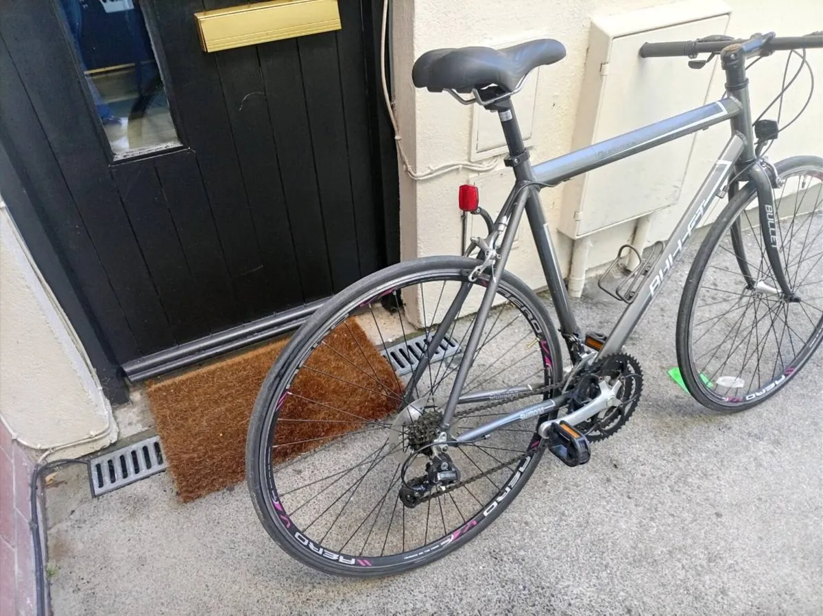 Adult mens road bike - Image 2