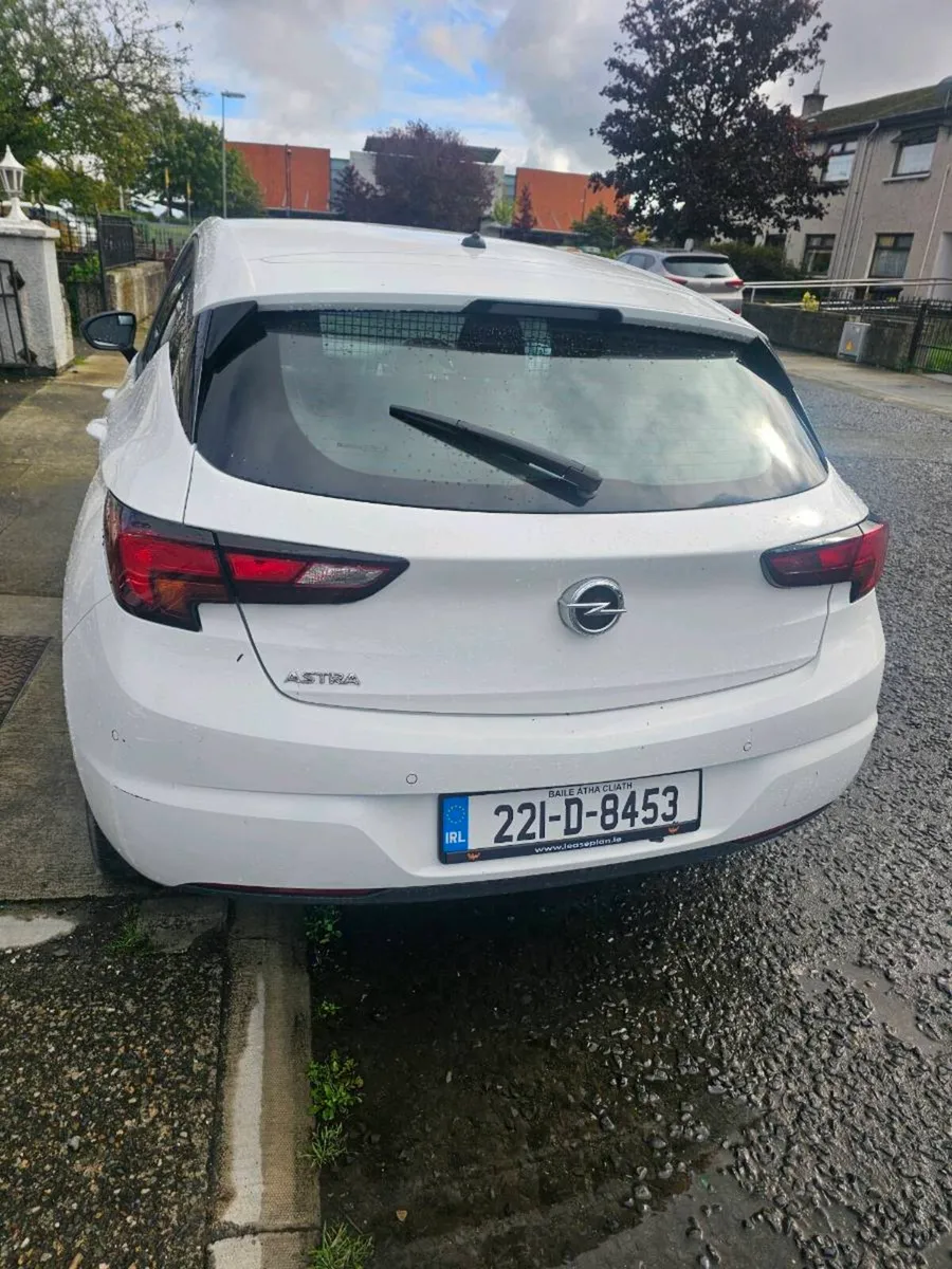 Opel astra van 2022 - Image 4
