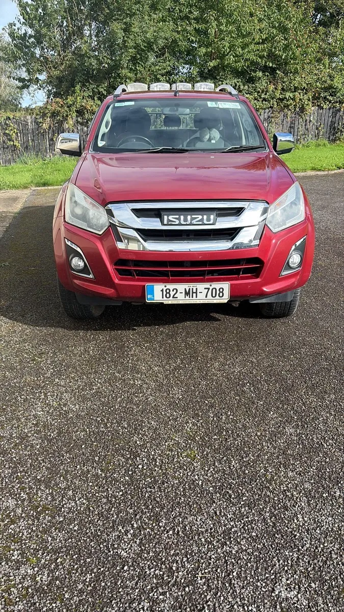 Isuzu D-Max 2018 - Image 1