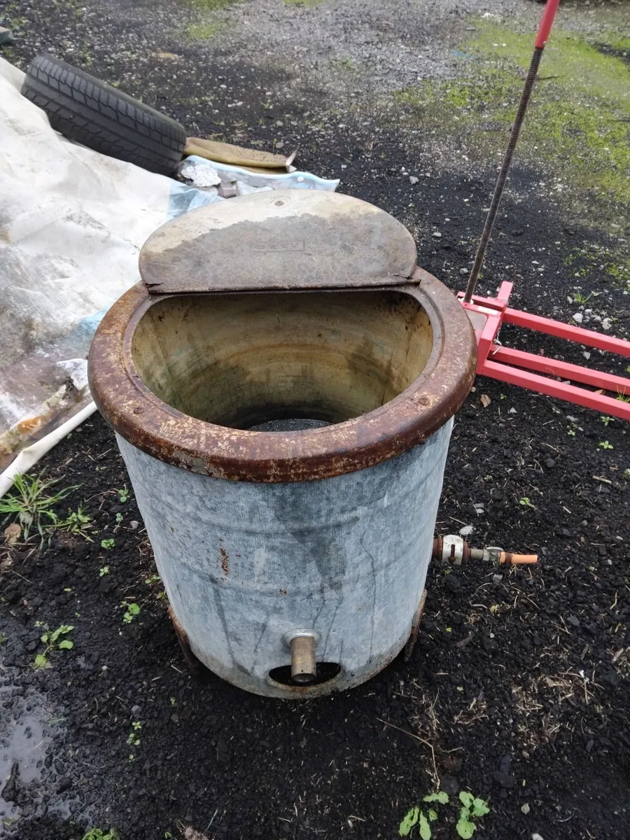 Vintage hand washing machine - Image 1