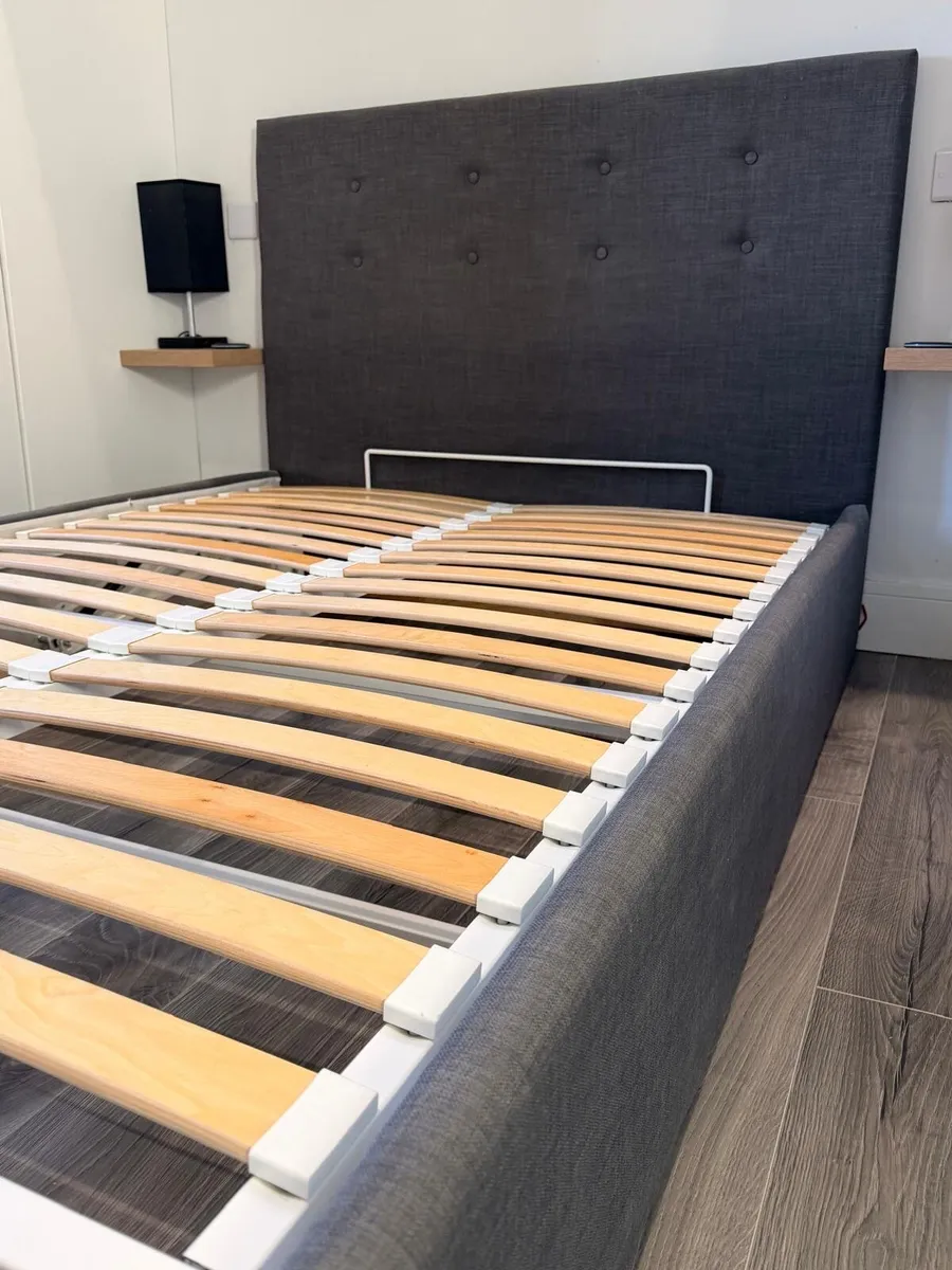 Bed frame - Image 2