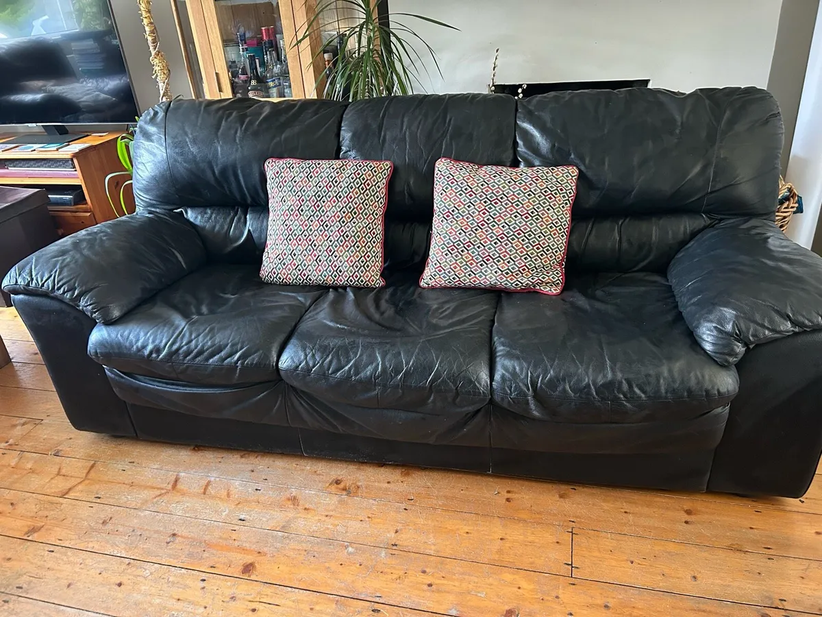 Black leather sofa & armchair - Image 1