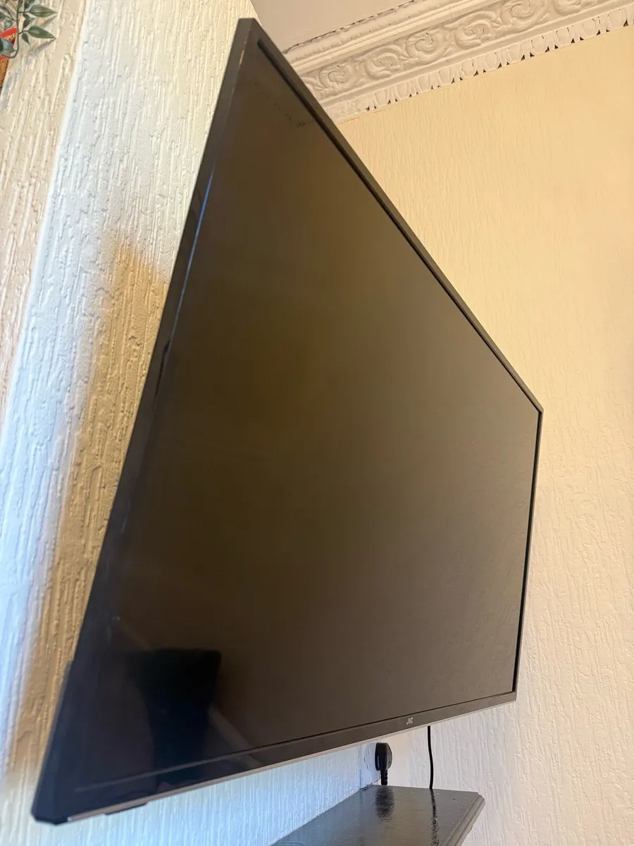 Tv 43”