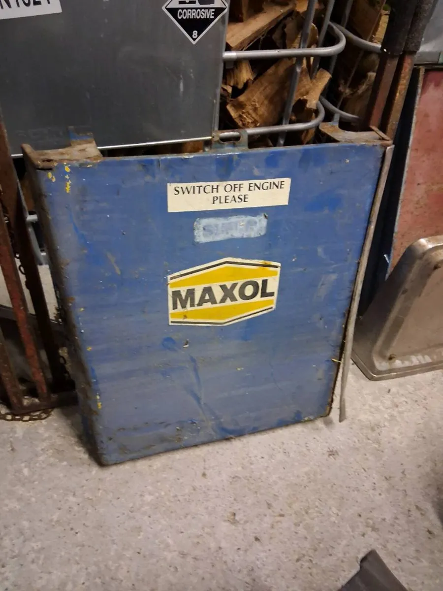 2 old petrol pumps - Image 2