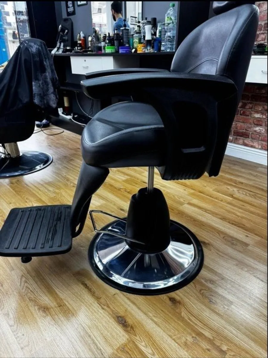 barber chair/salon chair - Image 4