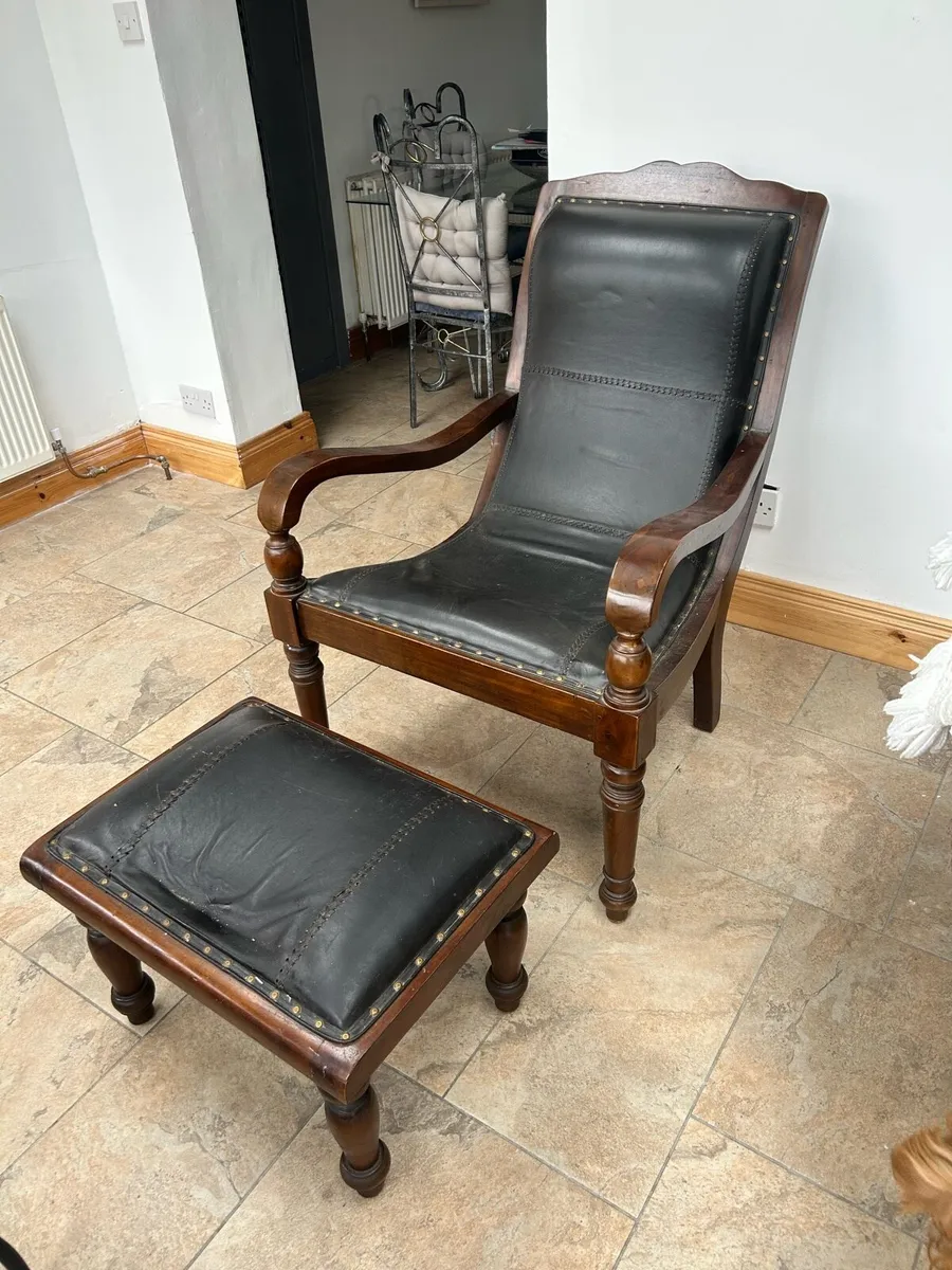Leather armchair and stool - Image 2