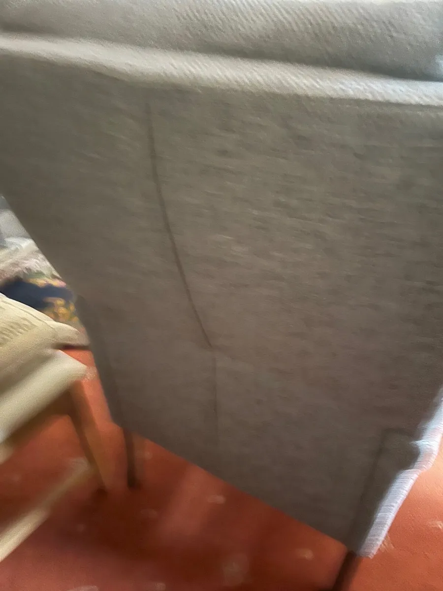 Arm chair - Image 1