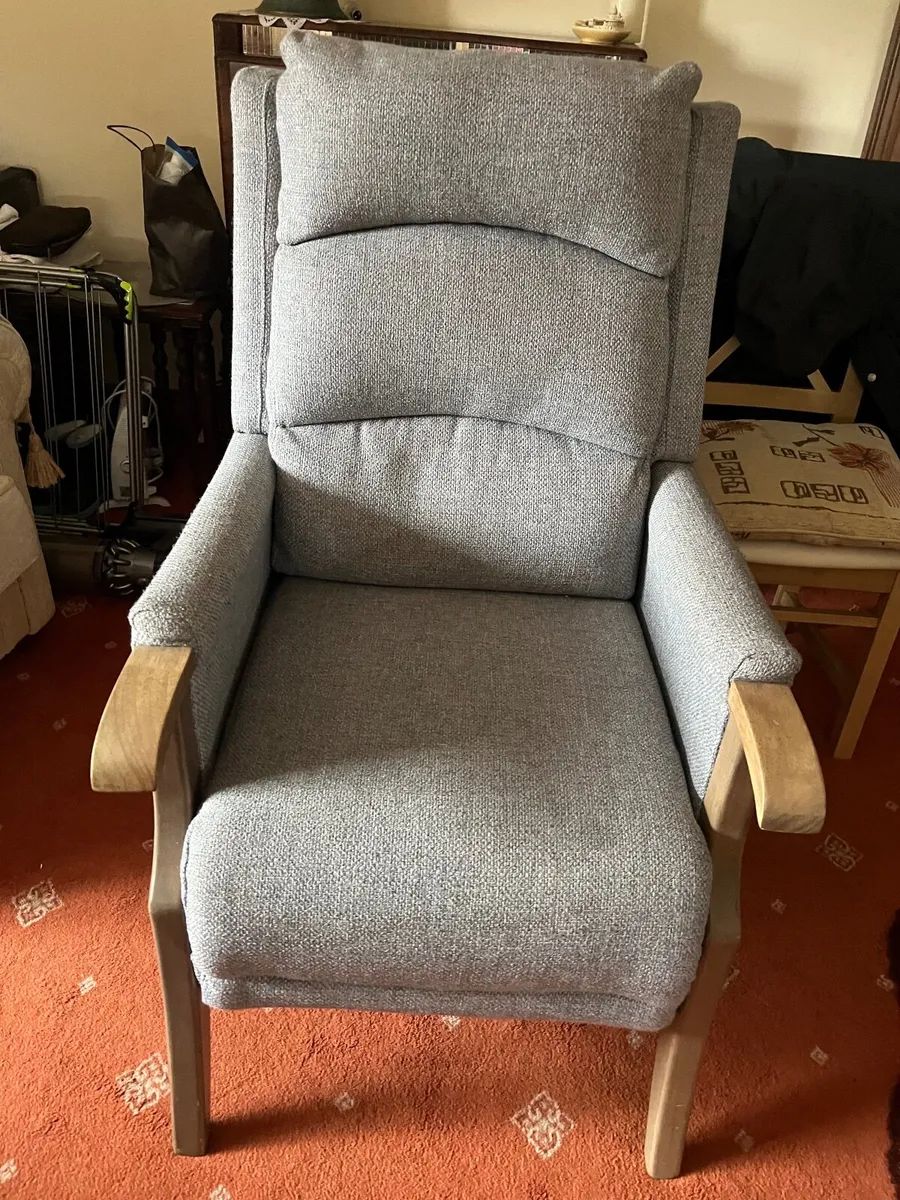 Arm chair - Image 3