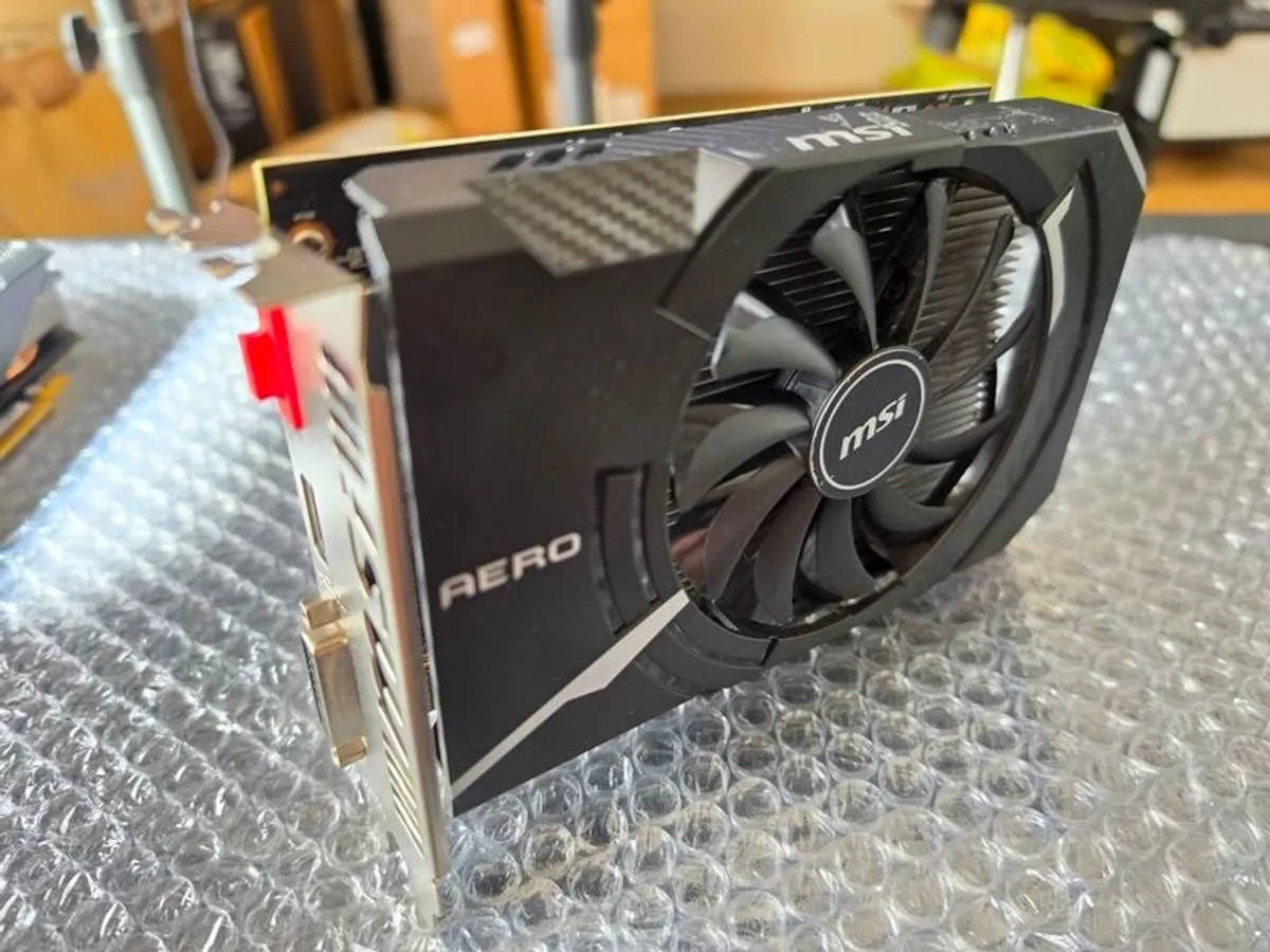 Graphic card MSI Radeon RX 560 4GB GDDR5 - Image 1