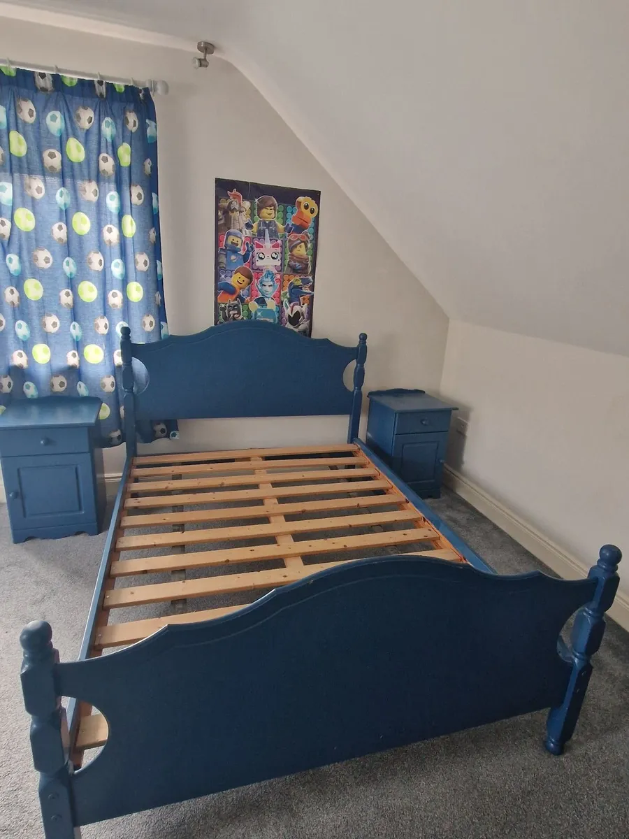 Double Bed Pine Frame & 2 Lockers