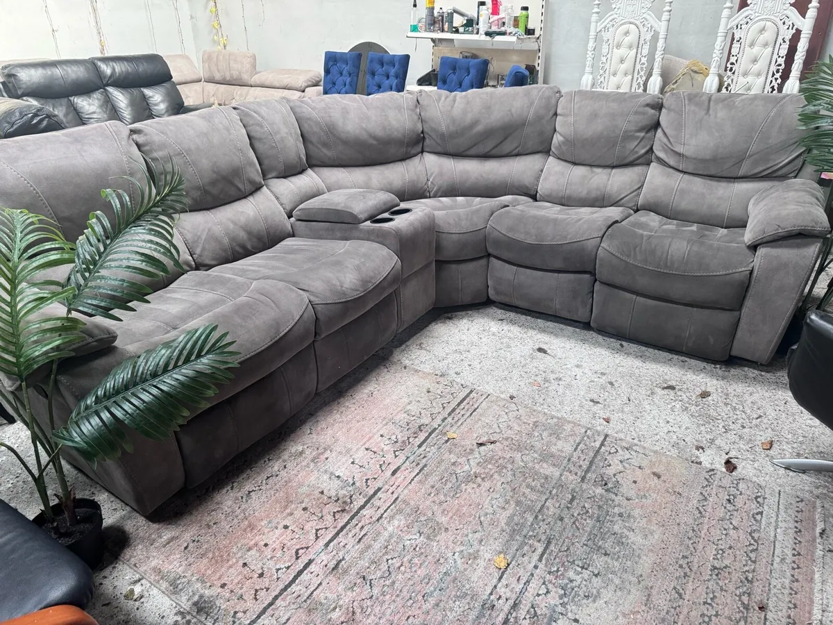 Modular Recliner corner sofa - Image 2