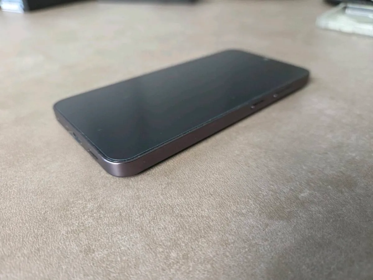 Samsung S24 Black - Image 3