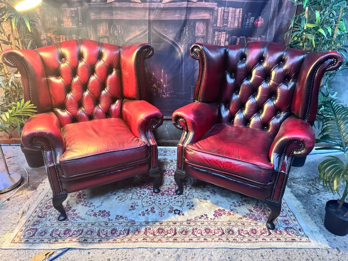 2x Anne queen chesterfield armchairs - Image 4