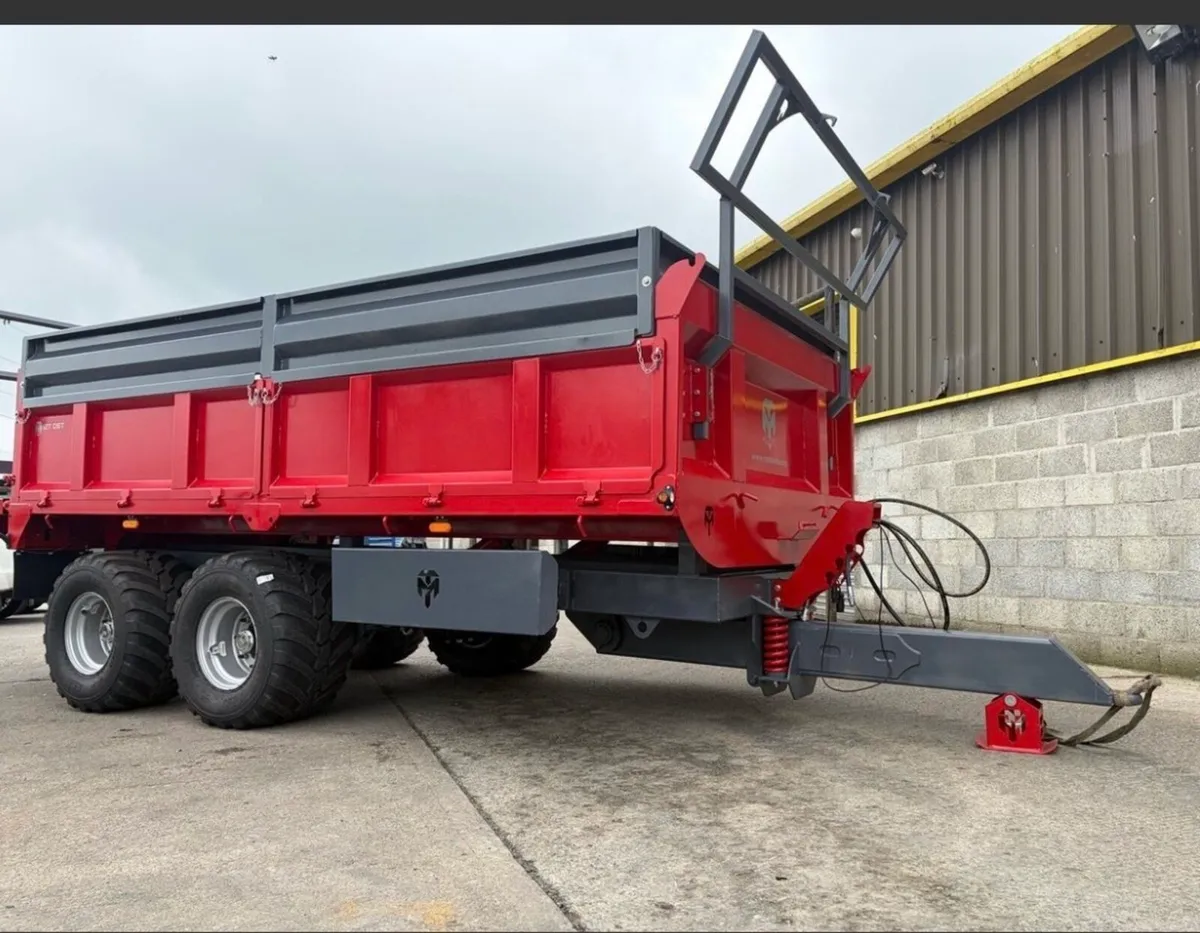 Dump trailers Buckets Forks Brushes - Image 1