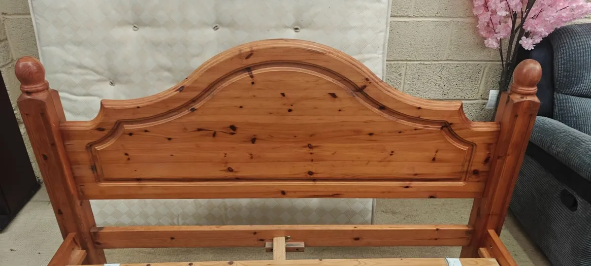 King Koil 5Ft Bed - Image 3