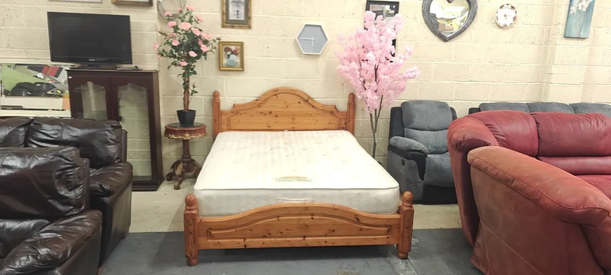 King Koil 5Ft Bed - Image 1