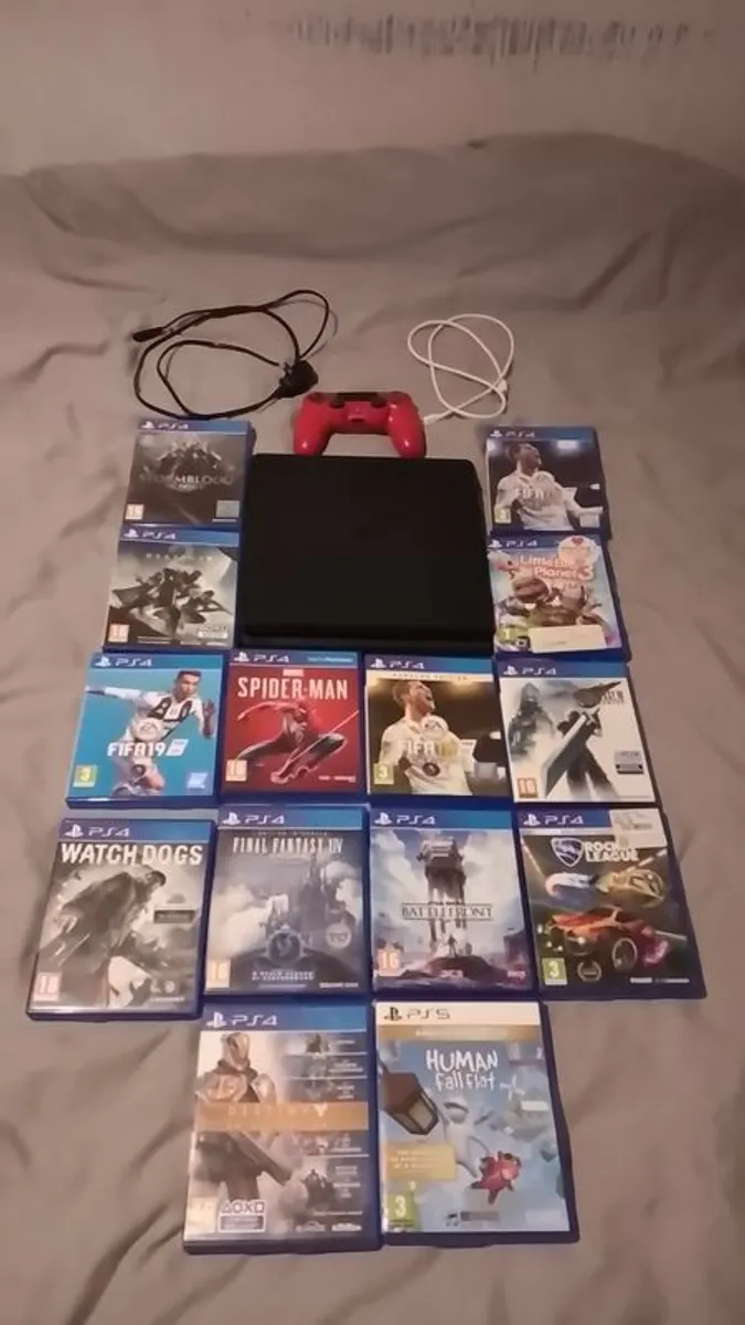 ps4 and game bundle - Image 1