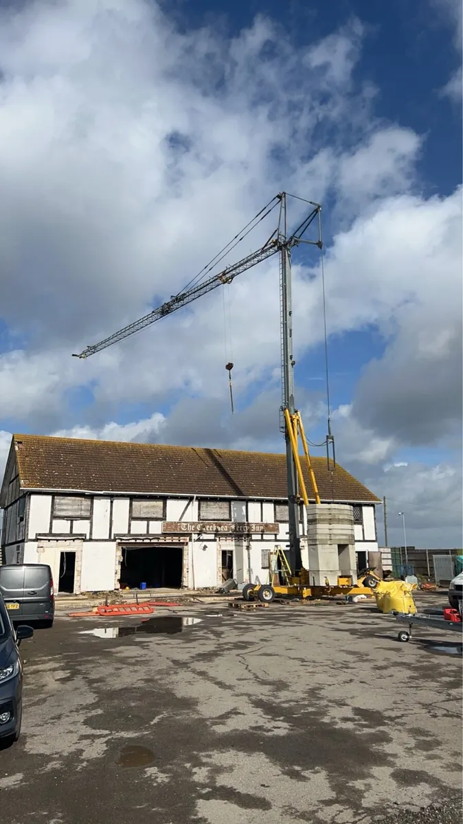 Self erecting tower crane - Image 2