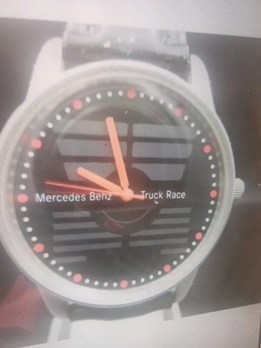 VINTAGE  MERCEDES BENZ TRUCK  RACE QUARZ WATCH - Image 1