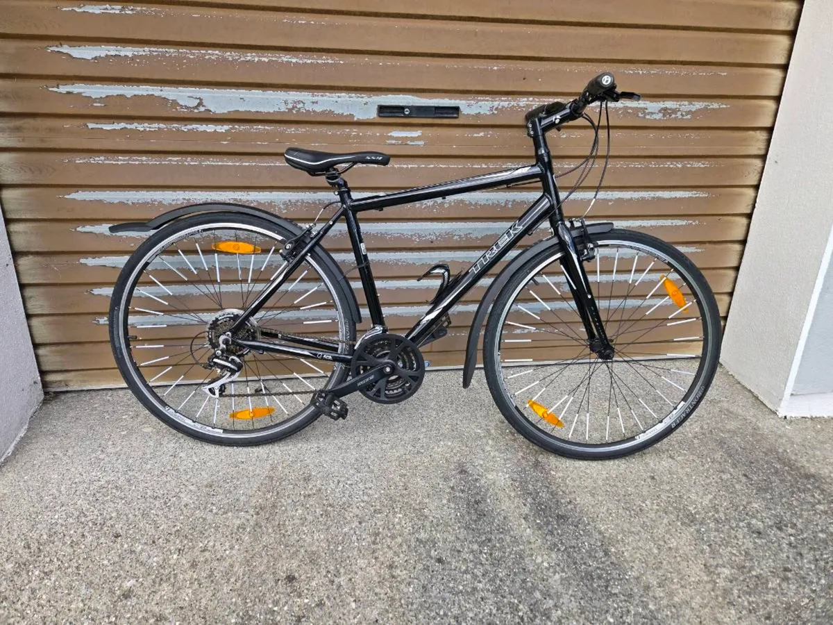 Trek fx hybrid bike - Image 2