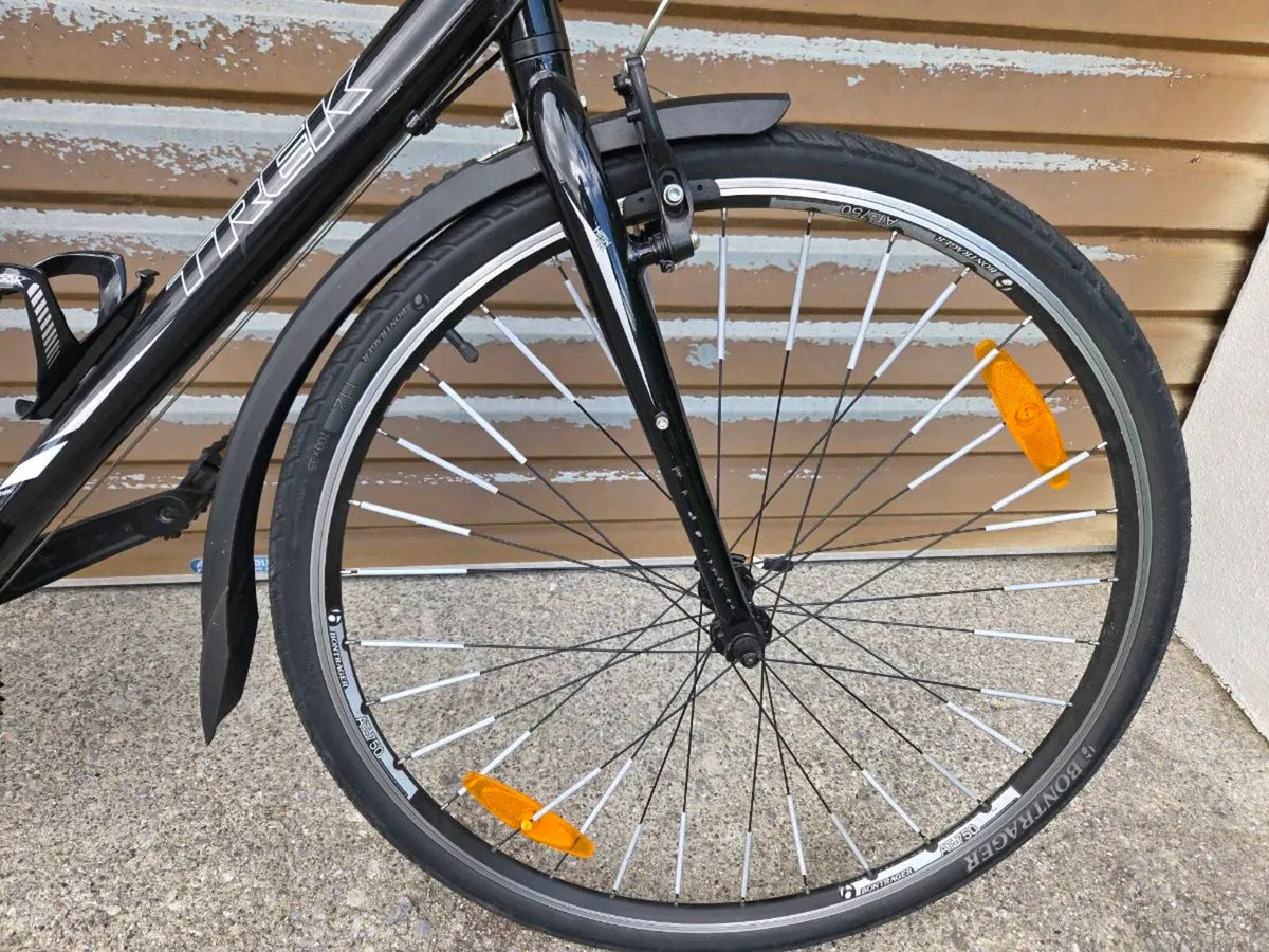 Trek fx hybrid bike - Image 4