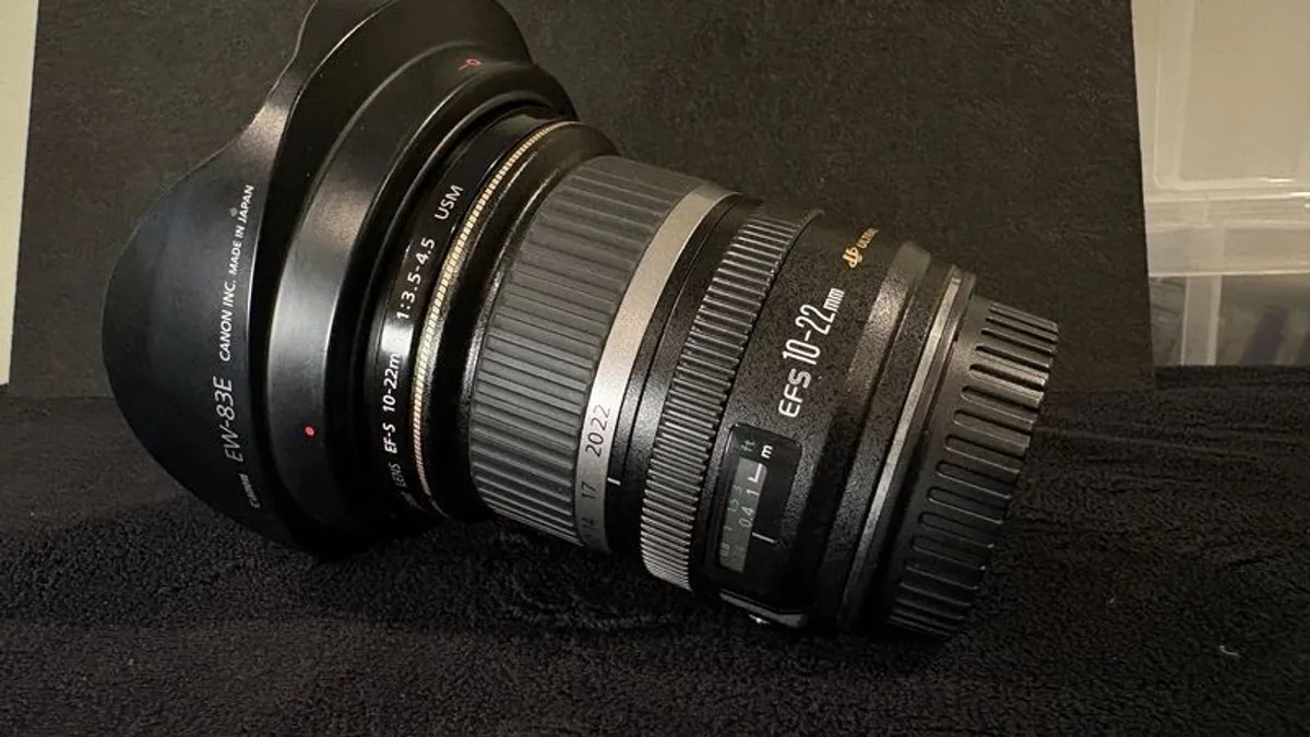 Canon EF-S 10-22 f3.5-4.5 - Image 2