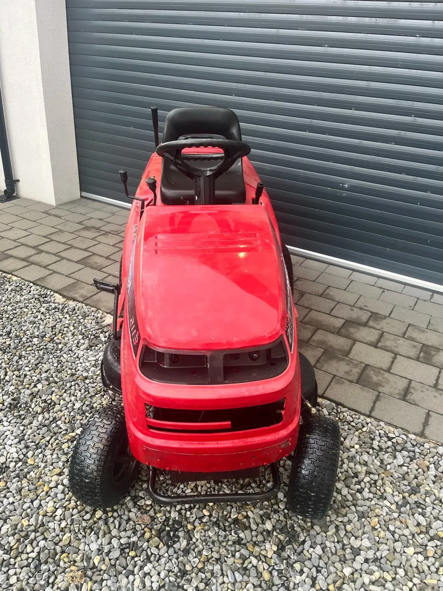 Honda 2113 Ride on Mower - Image 2
