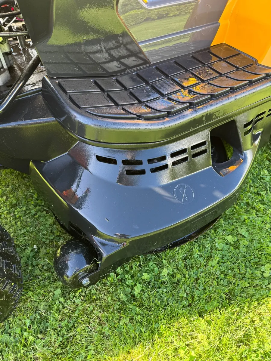 Stiga Ride on lawnmower - Image 4