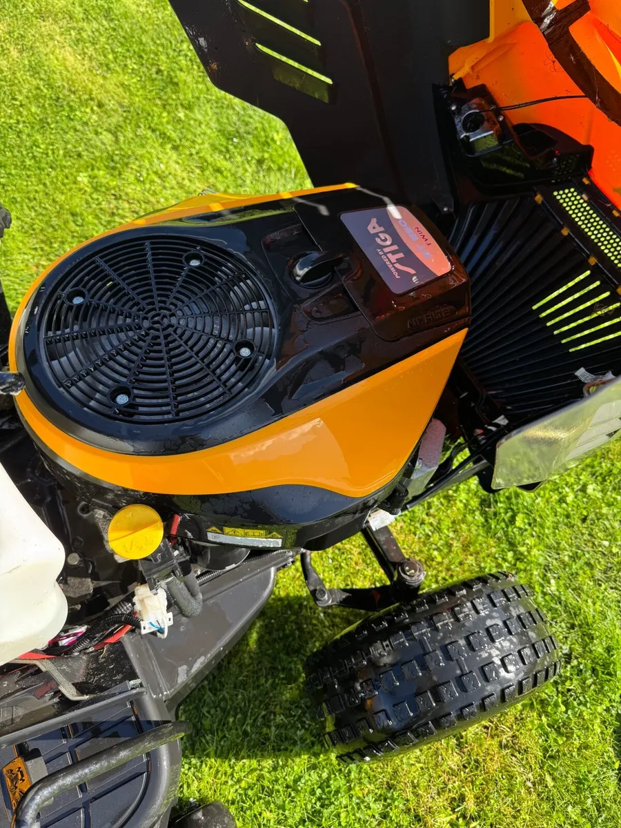 Stiga Ride on lawnmower - Image 2