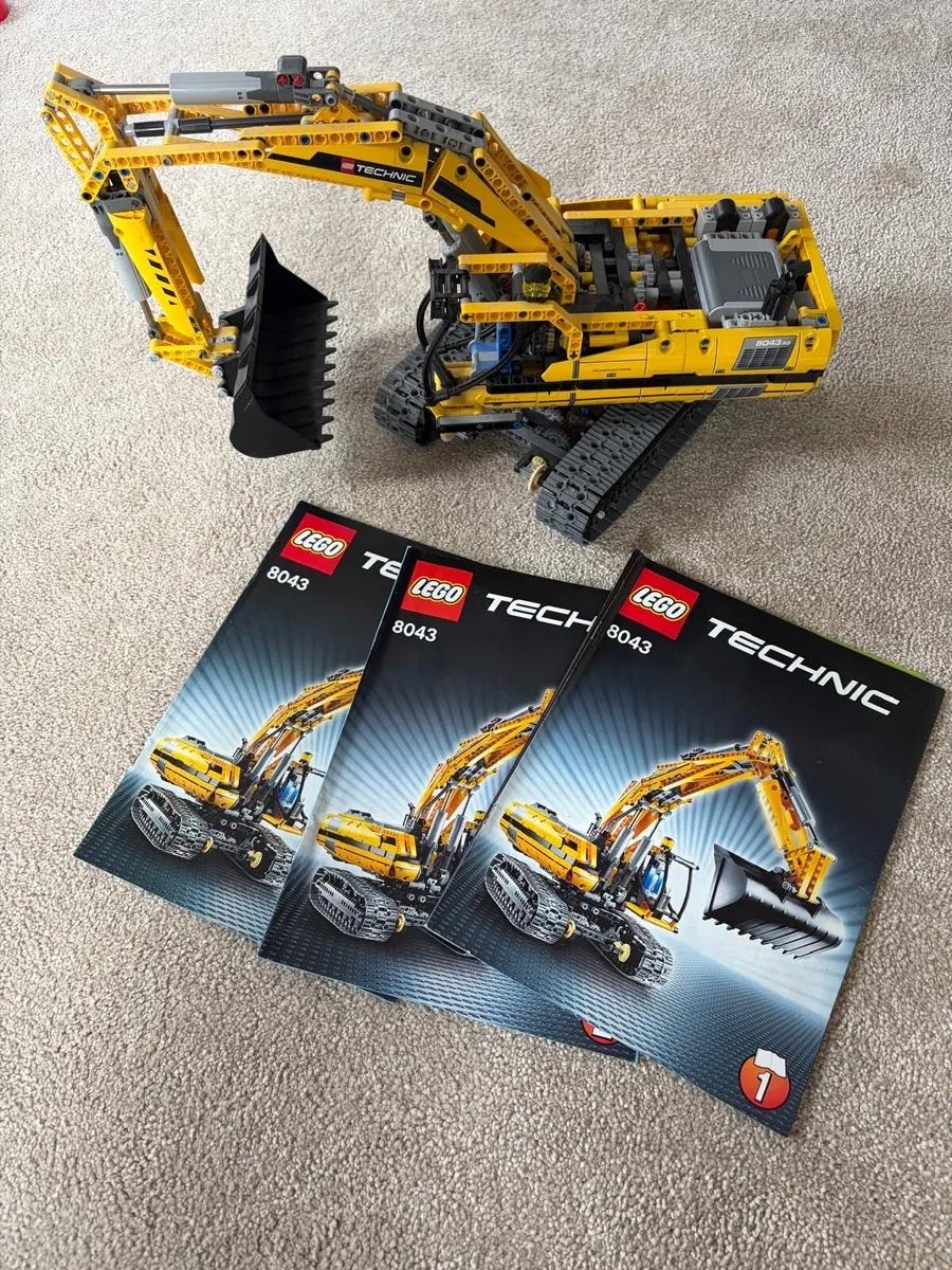 Lego Digger & Truck - Image 1