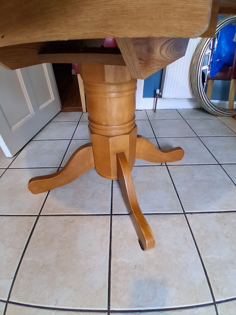 Kitchen table - Image 3