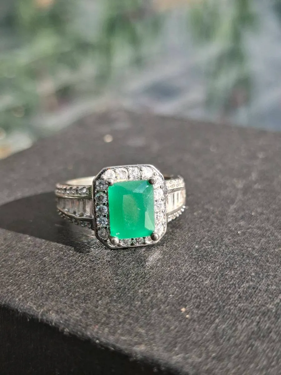 Lovely Vintage Ladies 925 Sterling Silver Ring - Image 3