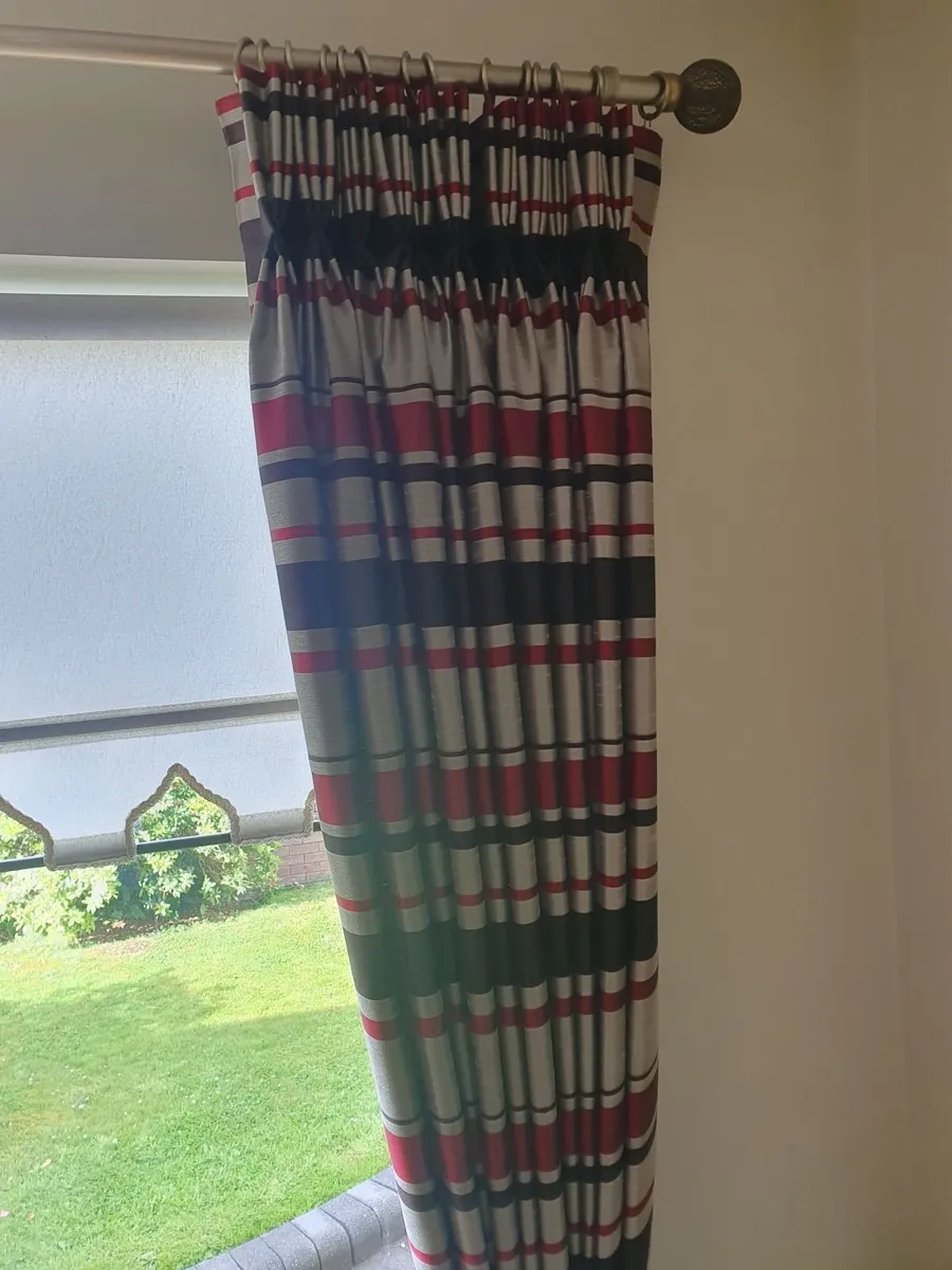 Curtains - Image 1