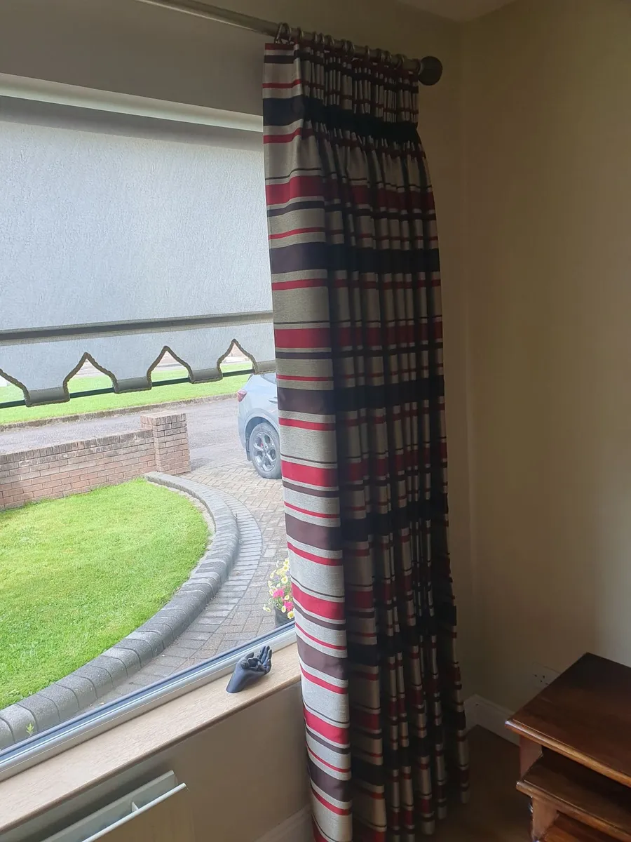 Curtains - Image 4