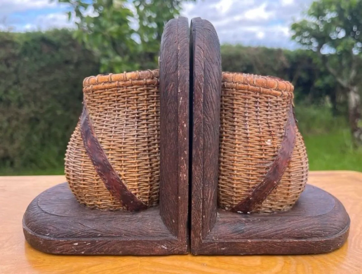 Vintage fishing creel book ends - Image 3