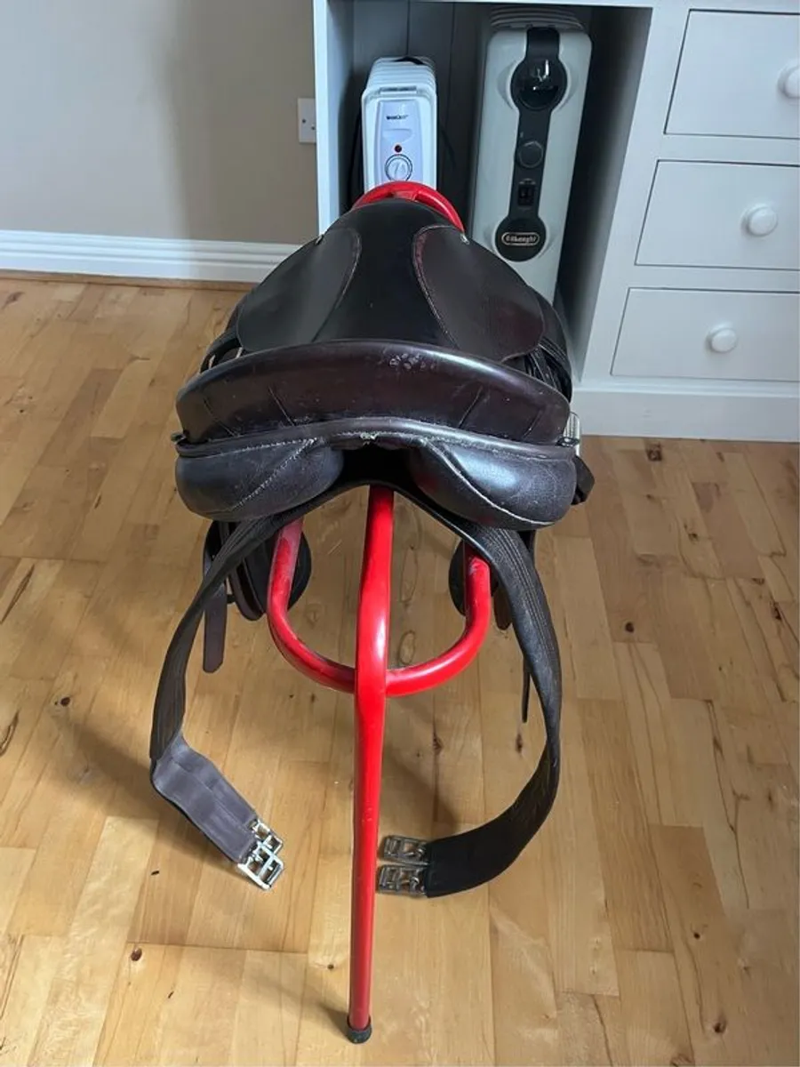 Berney Bros Saddle - Image 3