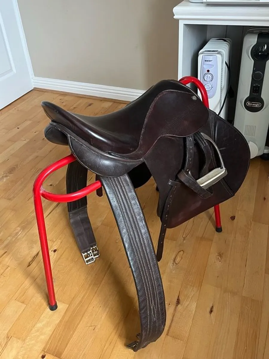Berney Bros Saddle - Image 4