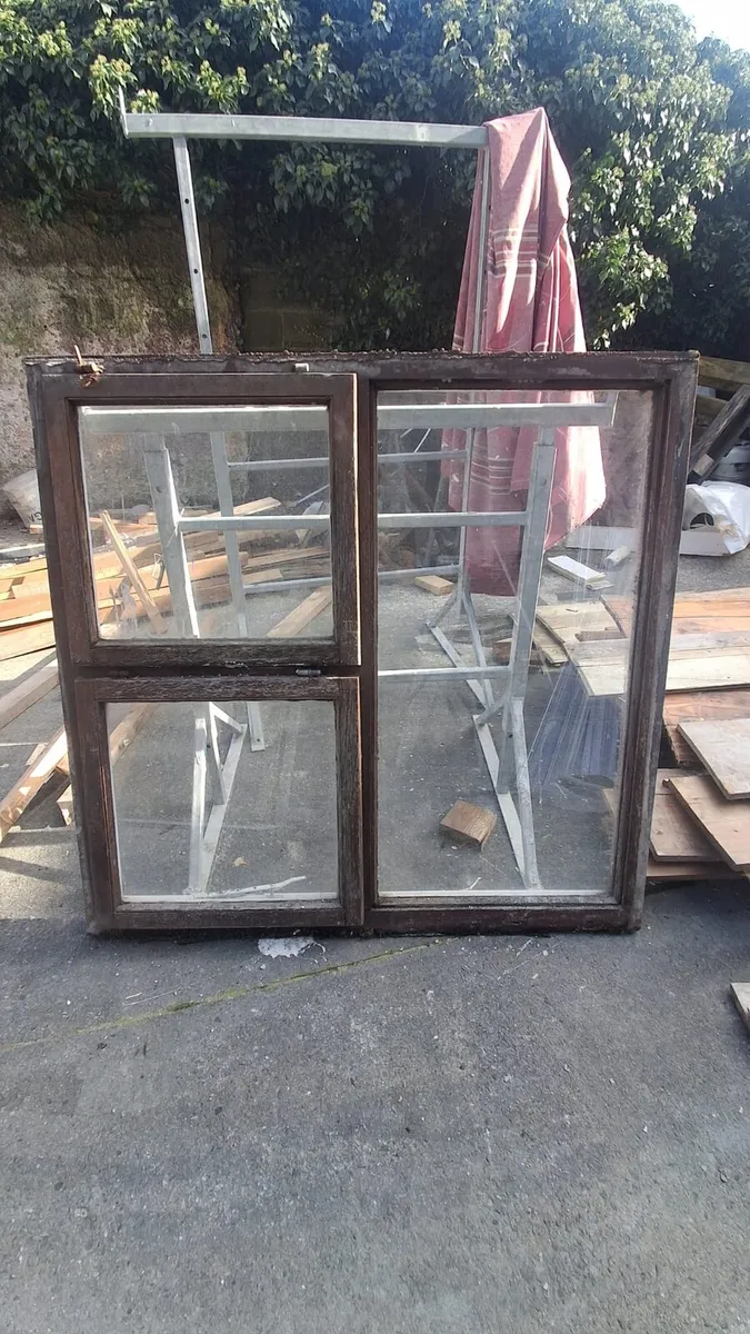 Teak windows - Image 1