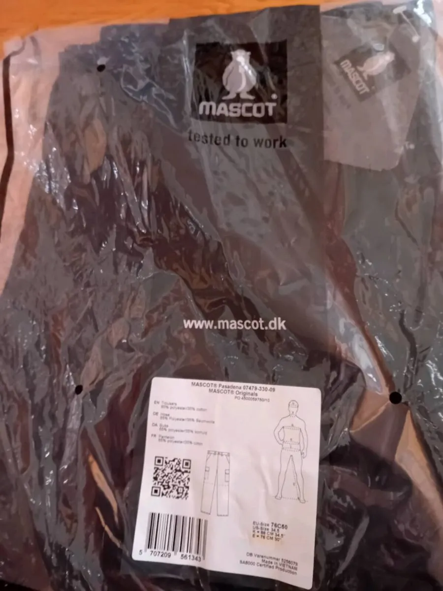 Mens Work Trousers -Size 34.5 - Image 1