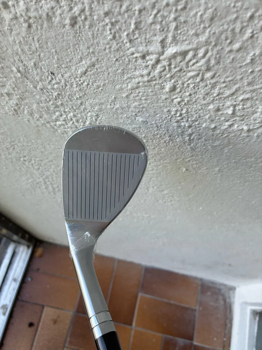 Brand New Titleist SM11 60° Vokey Wedge Mens RH - Image 4