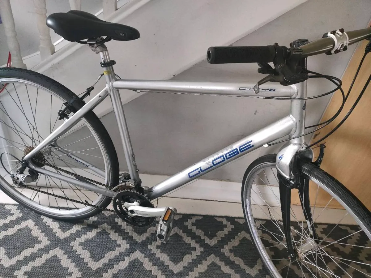 Specialized hybrid bike - Image 3