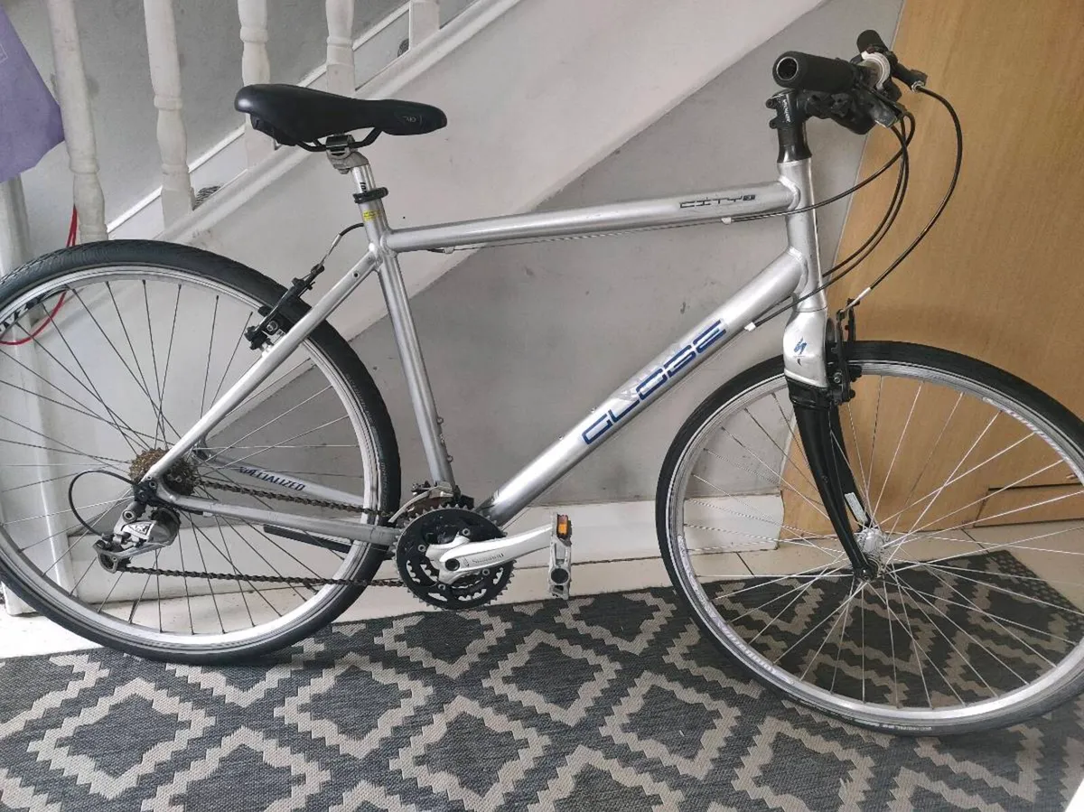 Specialized hybrid bike - Image 1