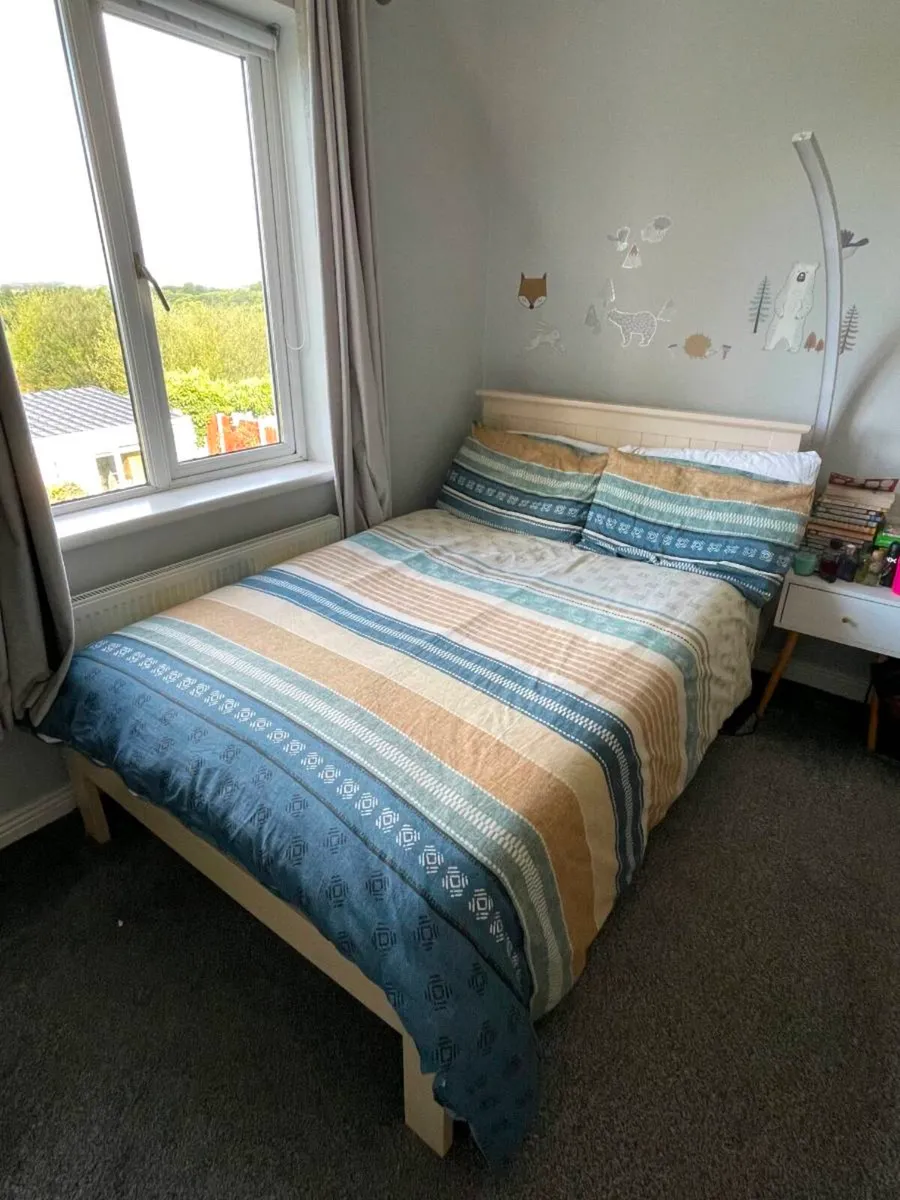 4ft double bed