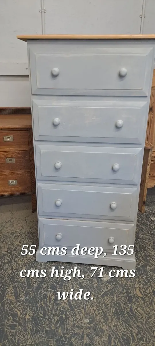 Large vintage pine chest of drawers - Image 4