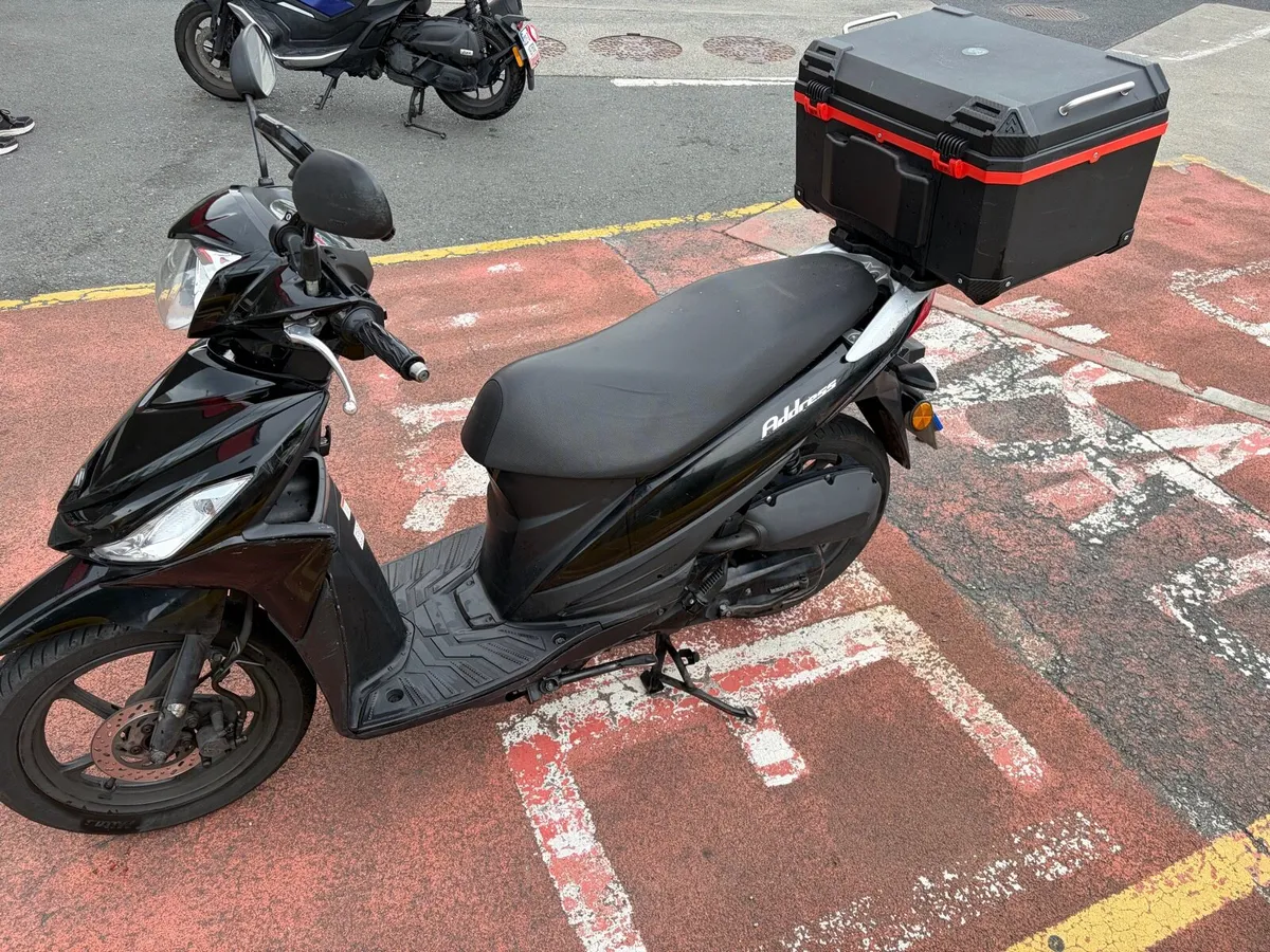 Motorbike - Image 4