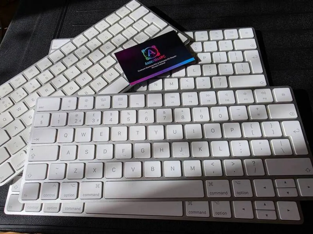 Apple Wireless Keyboard - Image 1