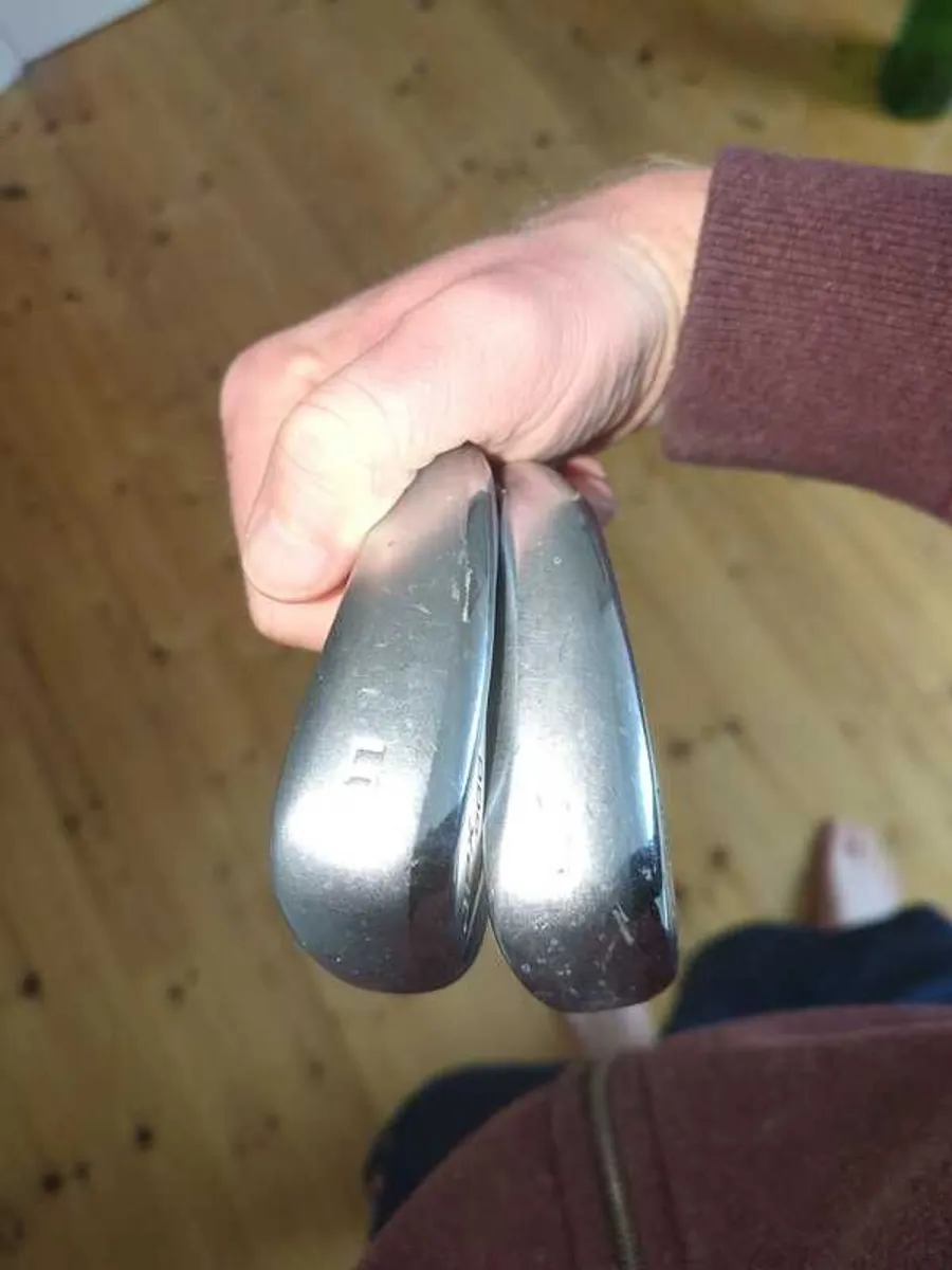 Mizuno JPX 900 Hot Metal Irons 5-PW - Regular Flex - Missing 7 Iron - Image 2