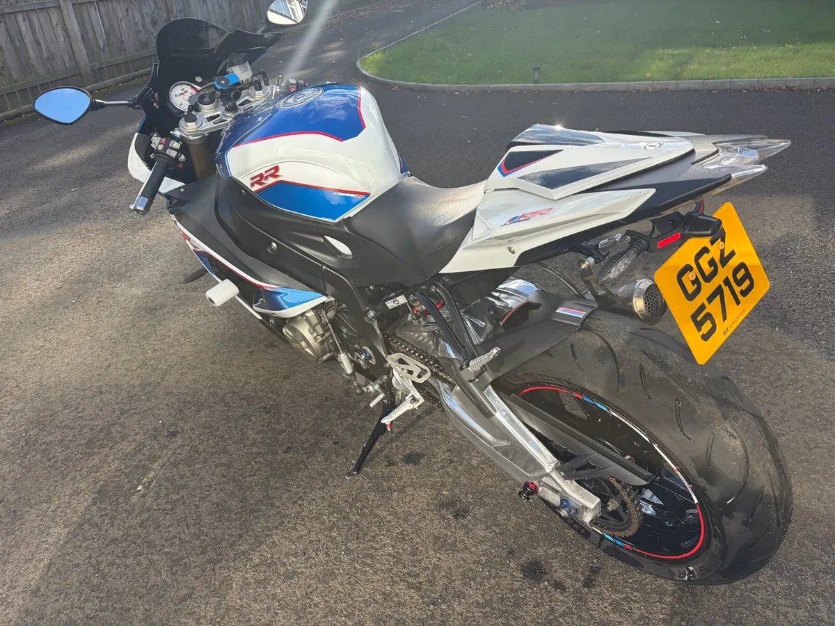 BMW S1000RR - Image 2