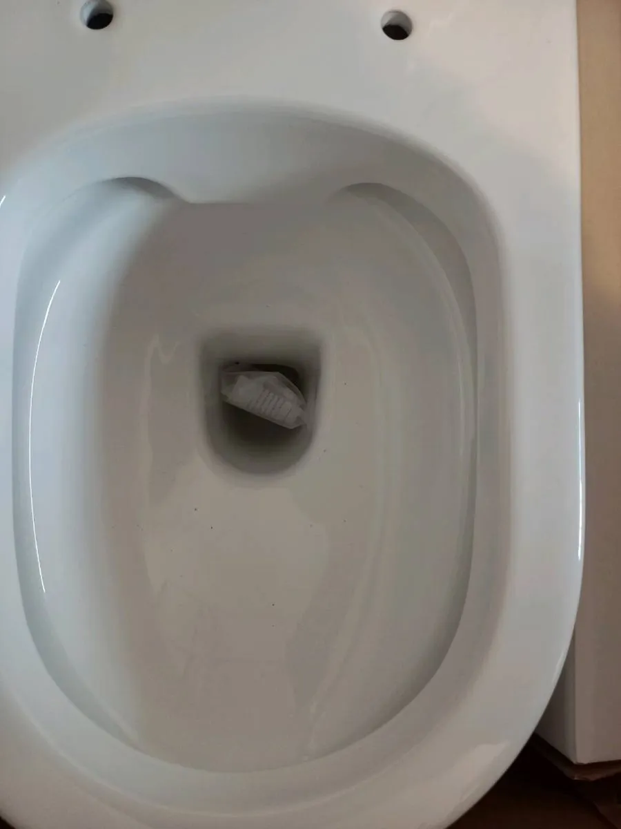COMPLETE  NEW CHARLIE TOILET - Image 2